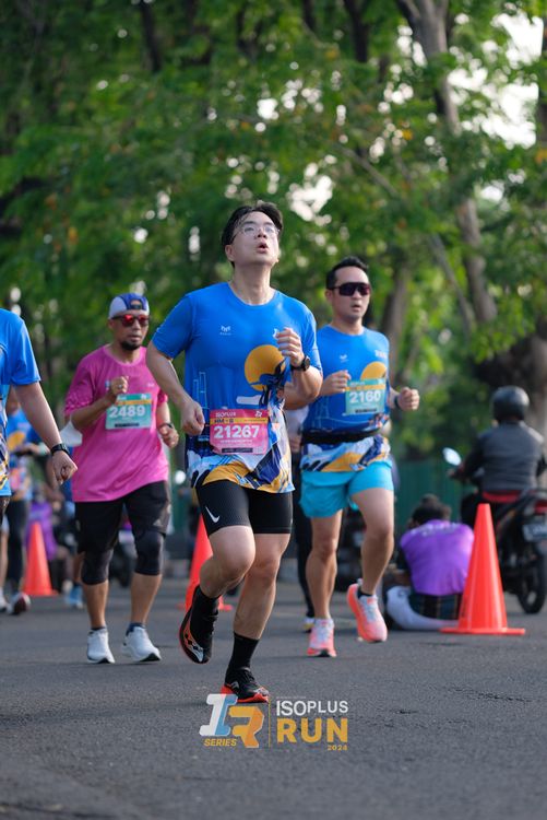 Race photo from Isoplus Run 2024 Surabaya