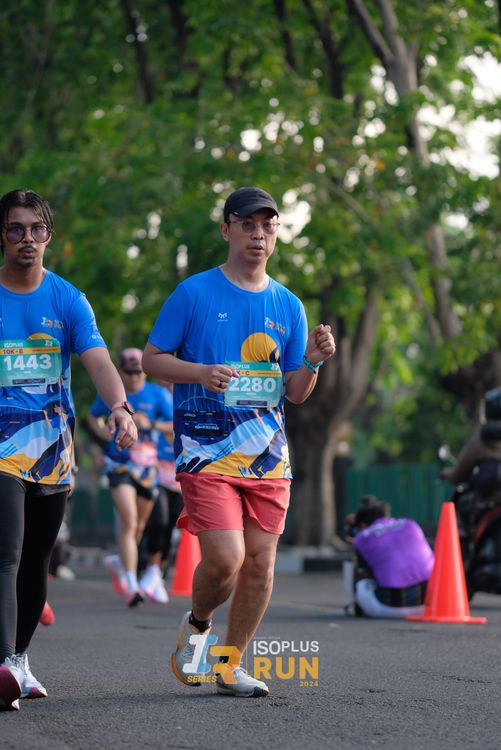 Race photo from Isoplus Run 2024 Surabaya