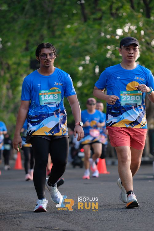 Race photo from Isoplus Run 2024 Surabaya