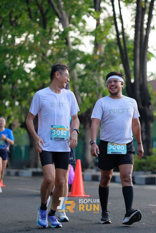 Race photo from Isoplus Run 2024 Surabaya