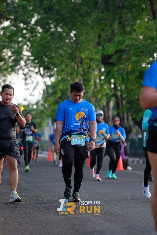 Race photo from Isoplus Run 2024 Surabaya
