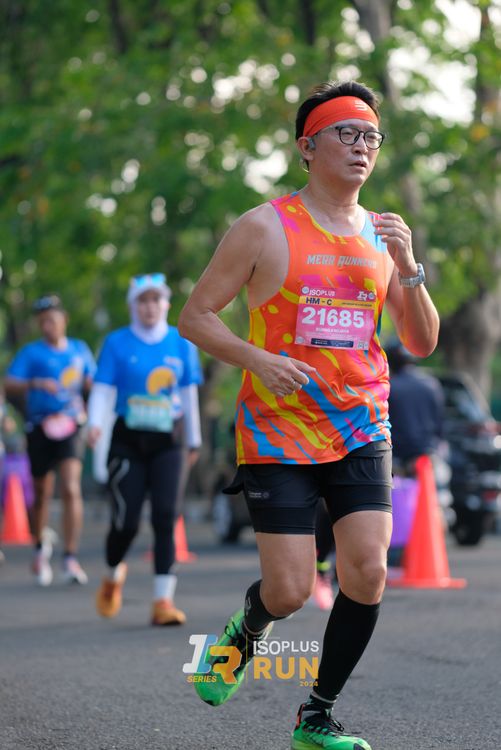 Race photo from Isoplus Run 2024 Surabaya