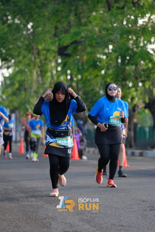 Race photo from Isoplus Run 2024 Surabaya