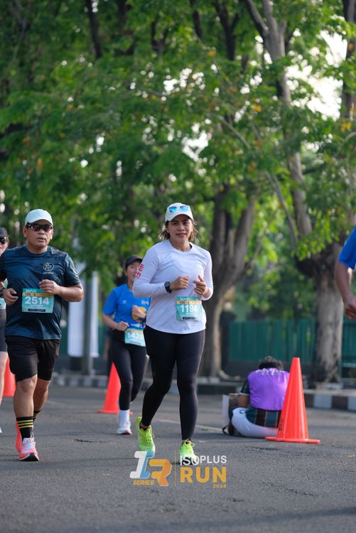 Race photo from Isoplus Run 2024 Surabaya
