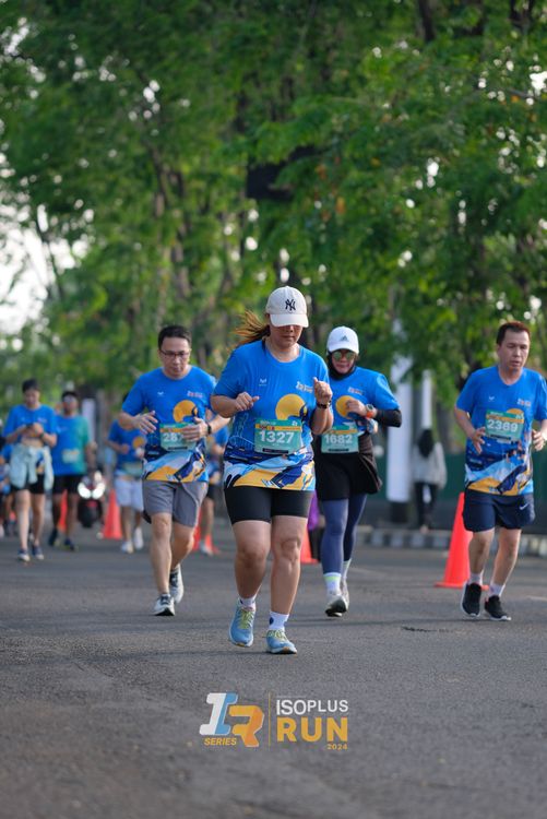 Race photo from Isoplus Run 2024 Surabaya