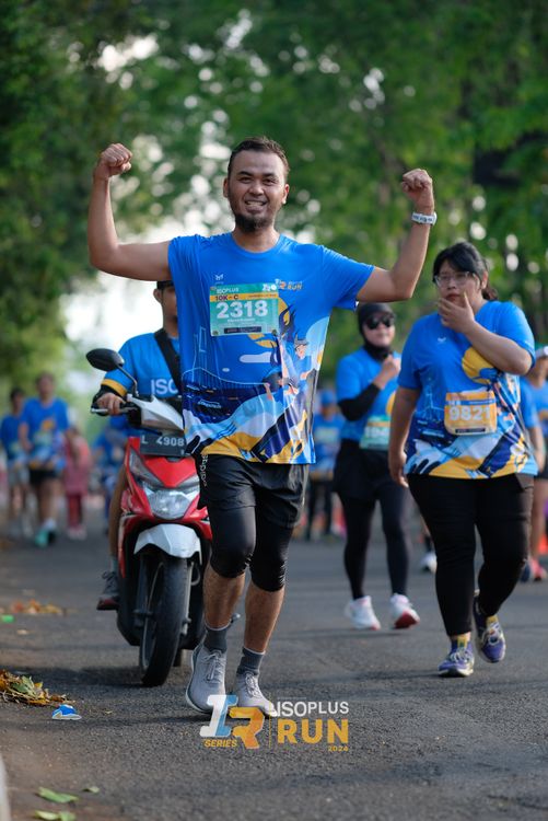 Race photo from Isoplus Run 2024 Surabaya