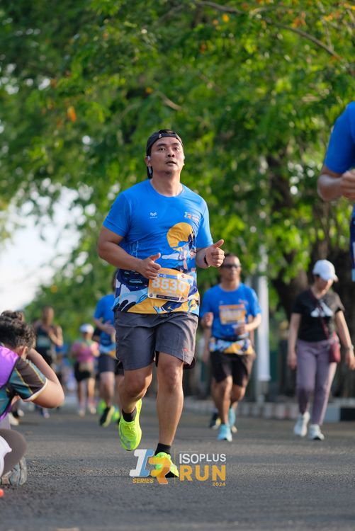 Race photo from Isoplus Run 2024 Surabaya