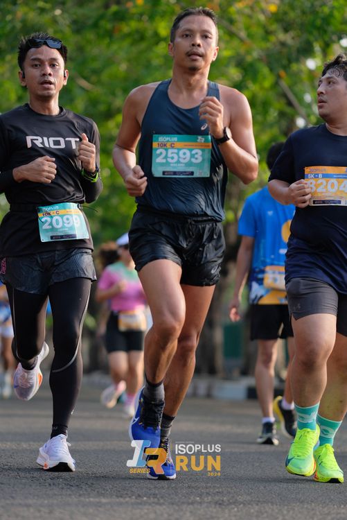 Race photo from Isoplus Run 2024 Surabaya