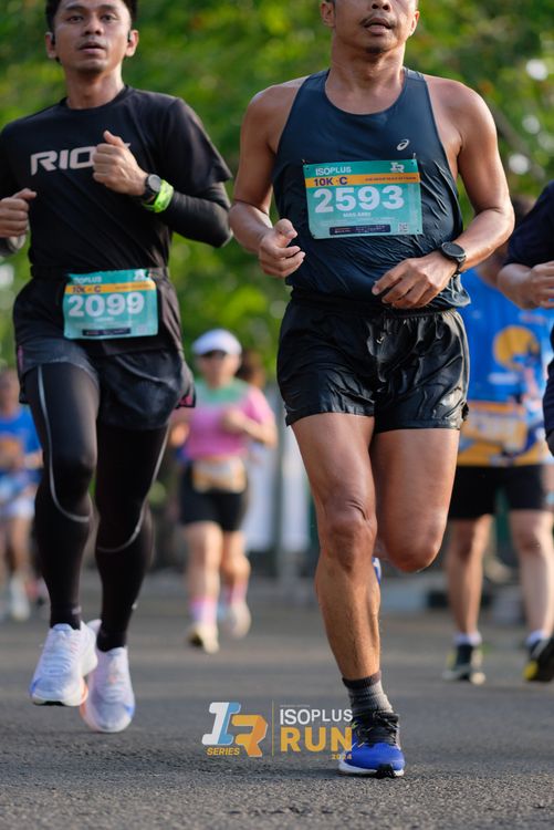 Race photo from Isoplus Run 2024 Surabaya