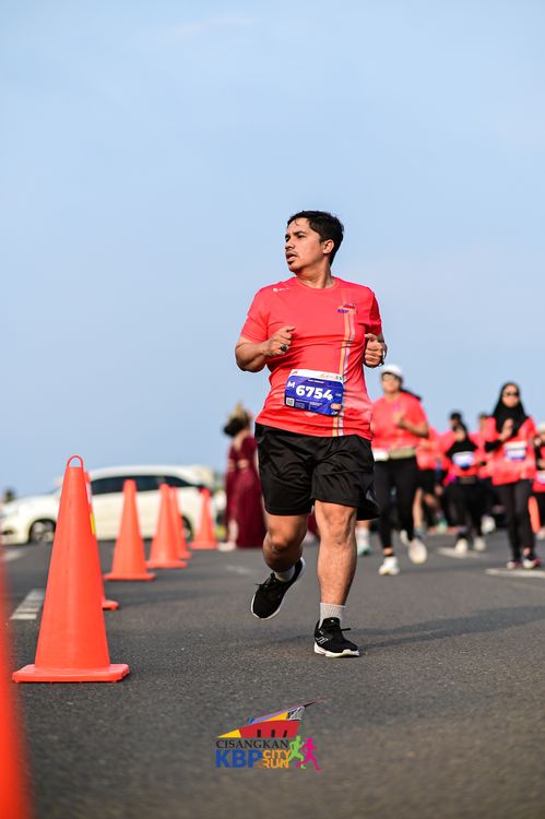 Race photo from CISANGKAN KBP CITY RUN 2025