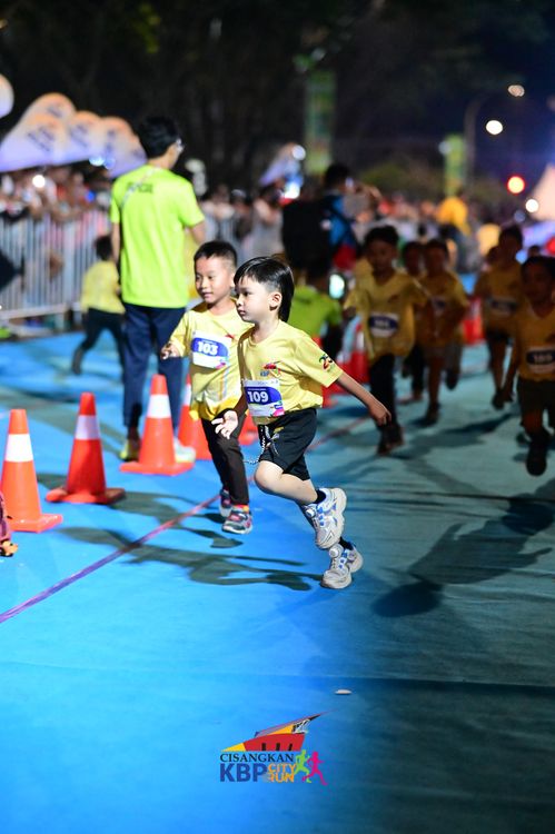 Race photo from CISANGKAN KBP CITY RUN 2025