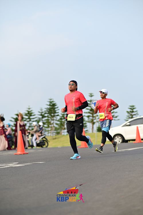 Race photo from CISANGKAN KBP CITY RUN 2025