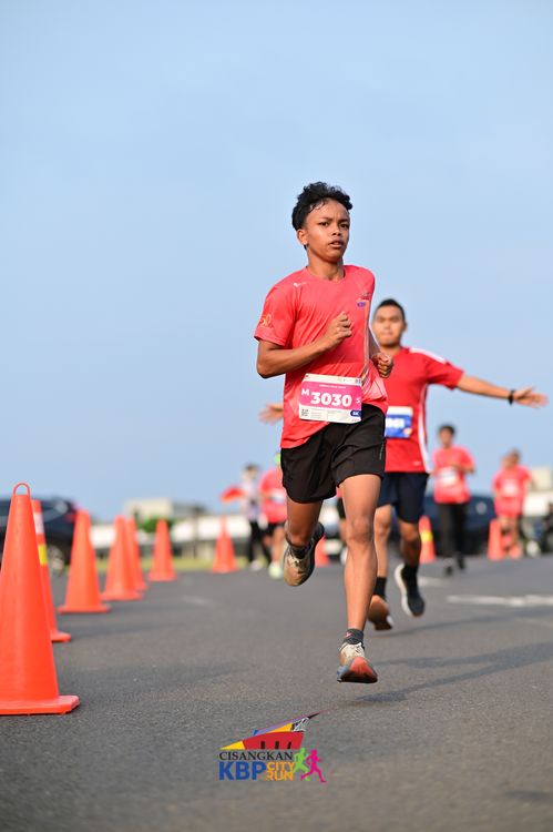 Race photo from CISANGKAN KBP CITY RUN 2025