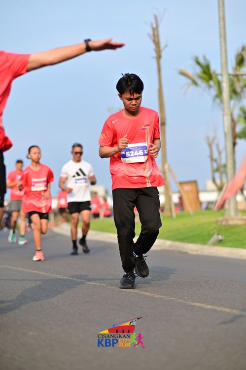 Race photo from CISANGKAN KBP CITY RUN 2025