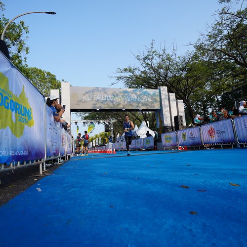 Race photo from BOGORUN 2026