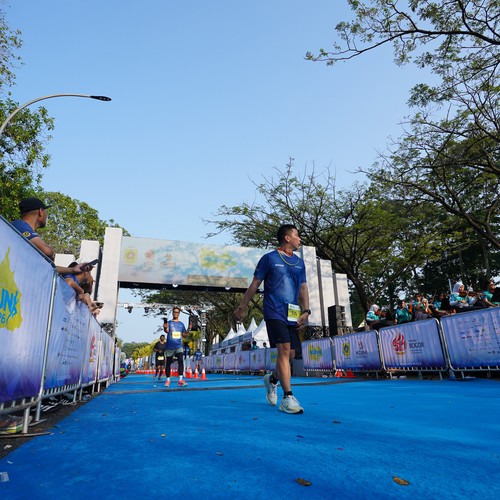Race photo from BOGORUN 2026