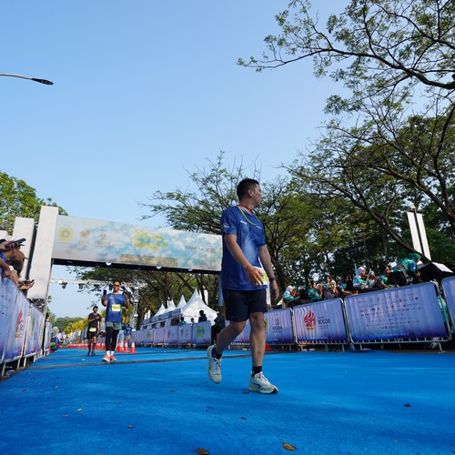 Race photo from BOGORUN 2026