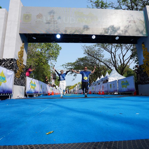 Race photo from BOGORUN 2026