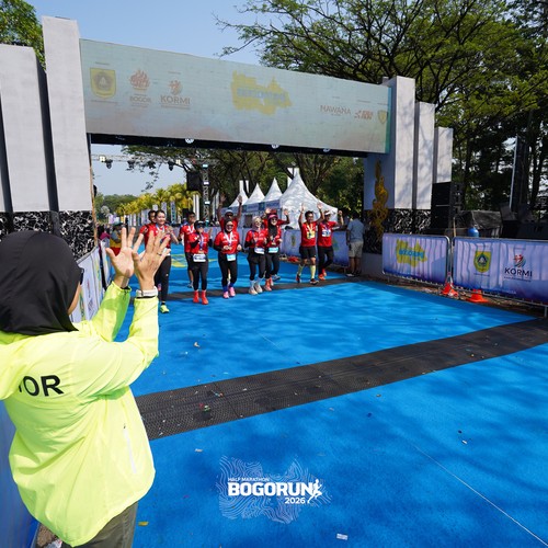 Race photo from BOGORUN 2026