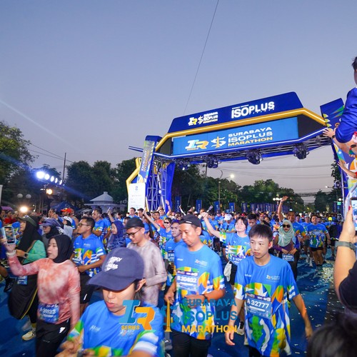 Race photo from SURABAYA ISOPLUS MARATHON 2026