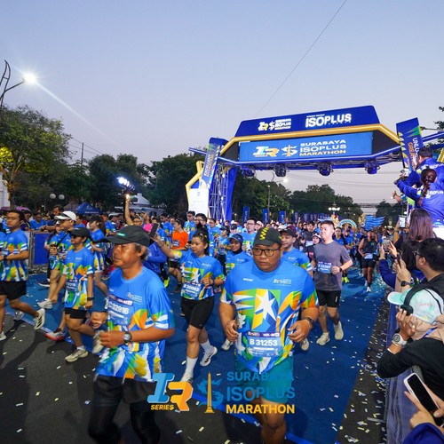 Race photo from SURABAYA ISOPLUS MARATHON 2026