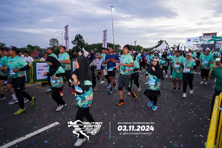 Race photo from Arutmin Borneo Run 2024