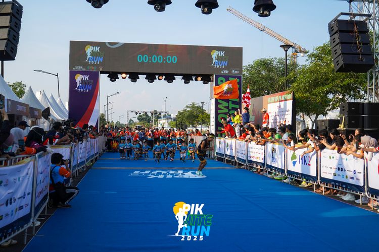 Race photo from PIK NITE RUN 2025