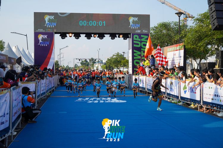 Race photo from PIK NITE RUN 2025