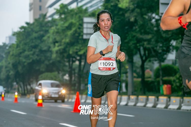Race photo from ONE RUN 10 K