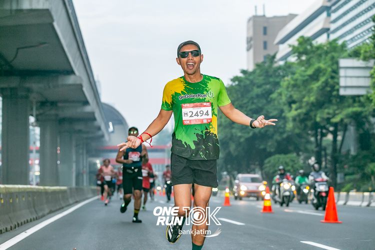 Race photo from ONE RUN 10 K