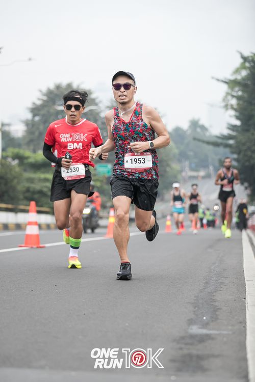 Race photo from ONE RUN 10K 2025