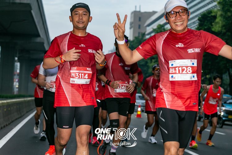 Race photo from ONE RUN 10 K