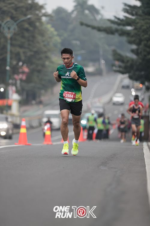 Race photo from ONE RUN 10K 2025