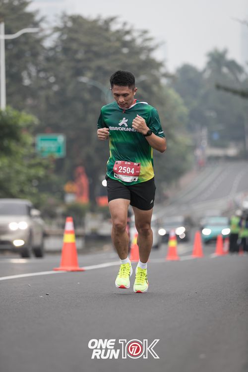 Race photo from ONE RUN 10K 2025
