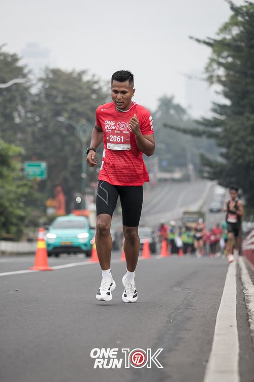 Race photo from ONE RUN 10K 2025