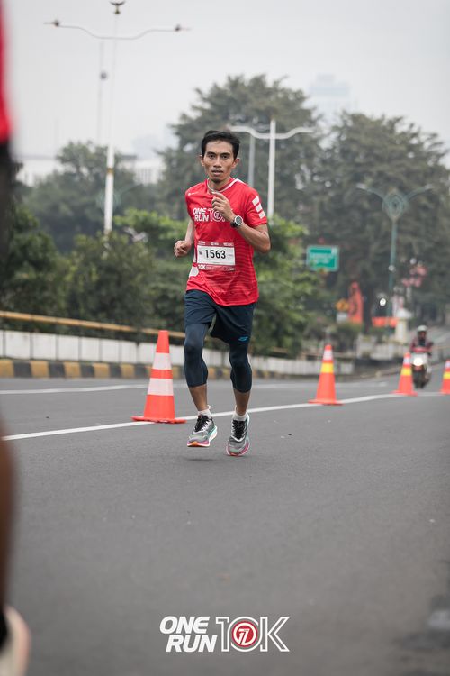 Race photo from ONE RUN 10K 2025