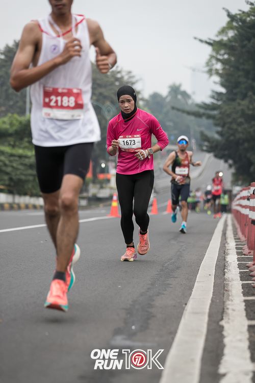 Race photo from ONE RUN 10K 2025
