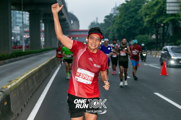 Race photo from ONE RUN 10 K