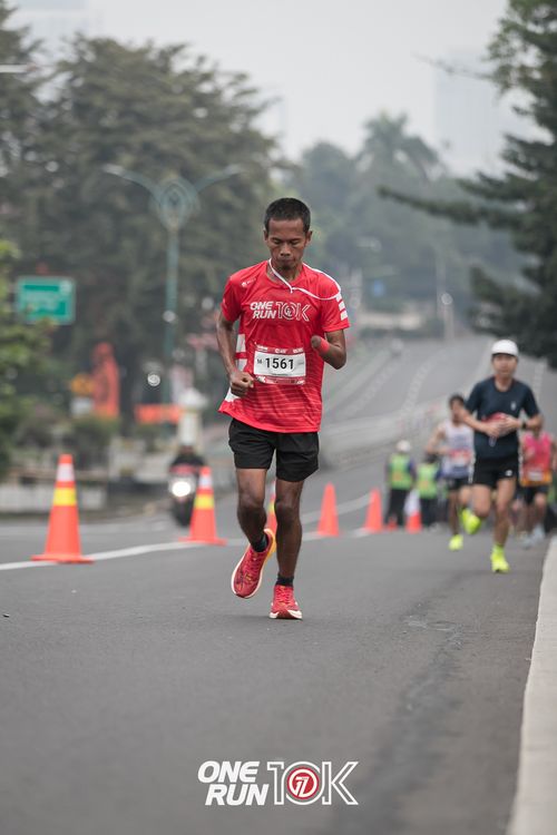 Race photo from ONE RUN 10K 2025