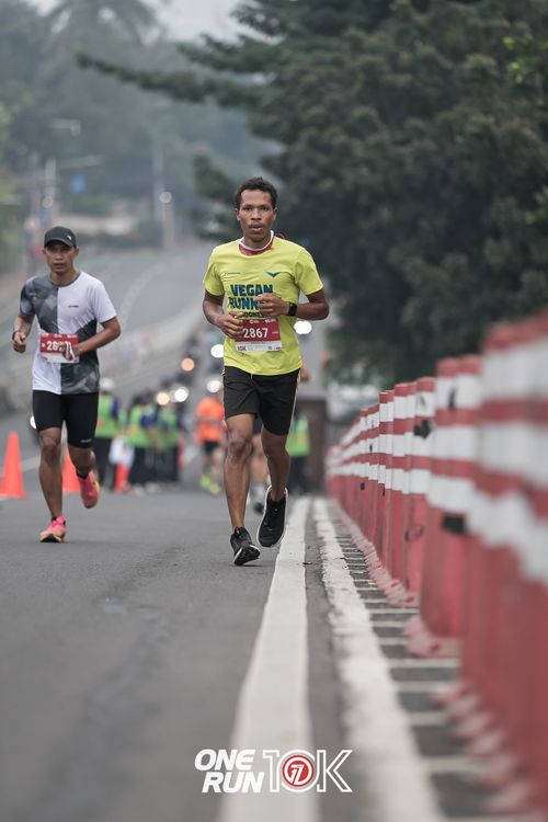 Race photo from ONE RUN 10K 2025