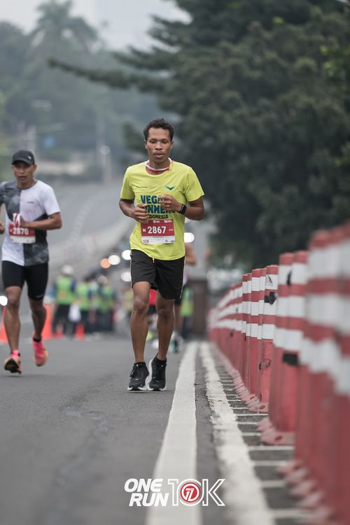Race photo from ONE RUN 10K 2025