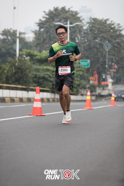 Race photo from ONE RUN 10K 2025