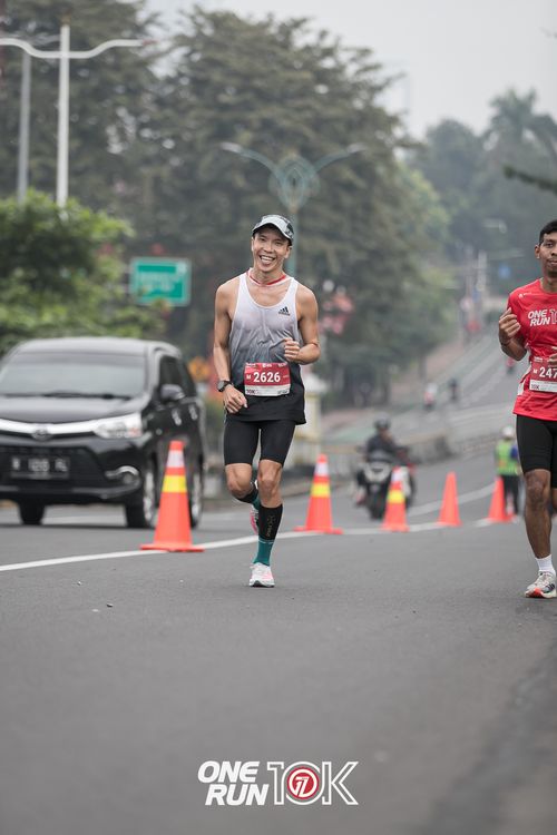 Race photo from ONE RUN 10K 2025