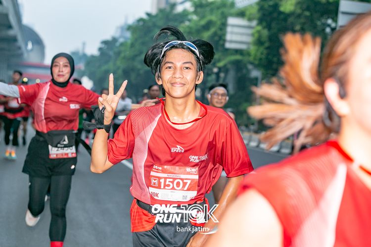 Race photo from ONE RUN 10 K