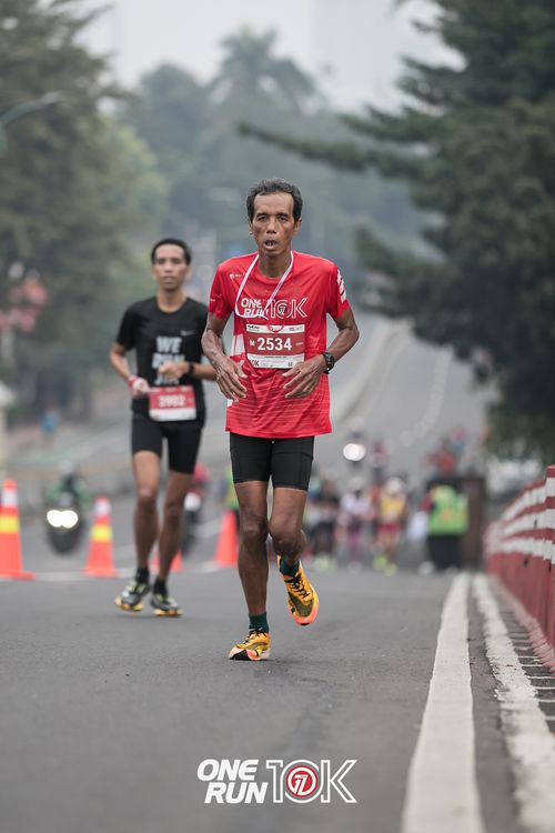 Race photo from ONE RUN 10K 2025