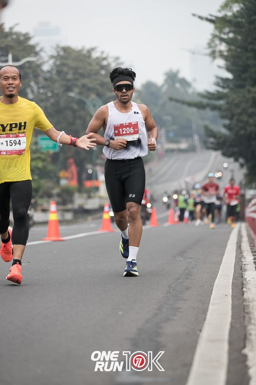 Race photo from ONE RUN 10K 2025