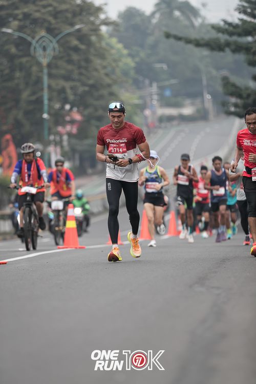 Race photo from ONE RUN 10K 2025