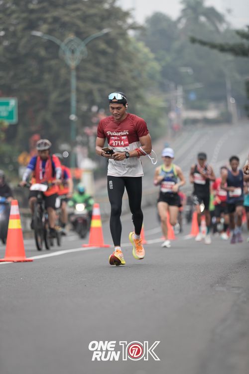 Race photo from ONE RUN 10K 2025