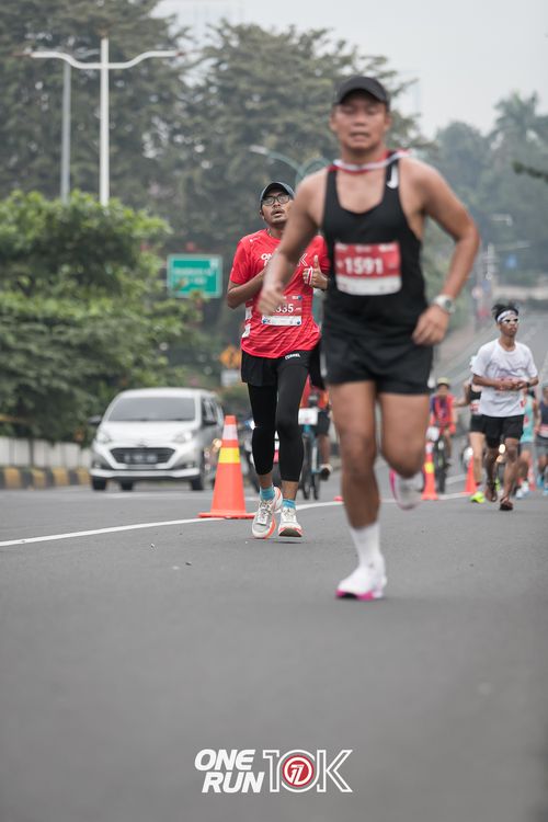 Race photo from ONE RUN 10K 2025