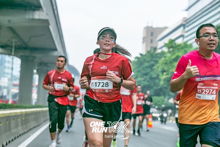 Race photo from ONE RUN 10 K
